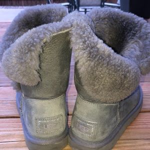Grey UGGs- Bailey Button Bling